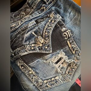 Miss Me Jeans mid-rise, straight leg with Silver Embellishments Sz 30